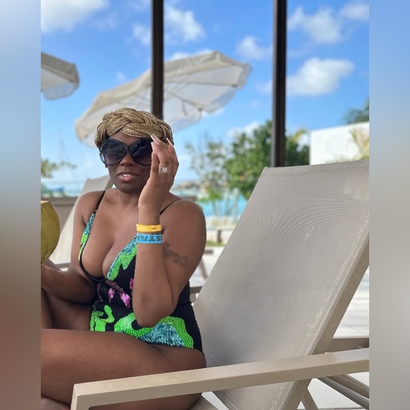 Di$count univer$e swimsuit “fire” sequins design - Picture 2 of 5